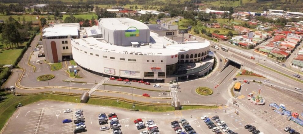 Mall Paseo Metrópoli en Cartago